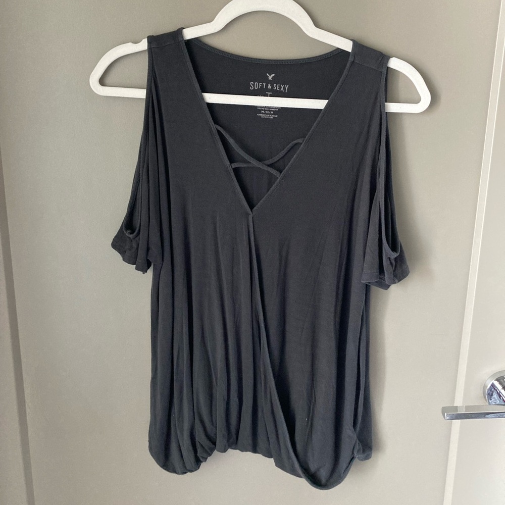 American Eagle Outfitters Black Cold-Shoulder V-Neck Top